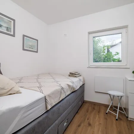 Kuca Za Odmor Ena ヤドラニヴォ