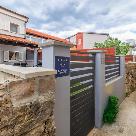 Kuca Za Odmor Ena ヤドラニヴォ