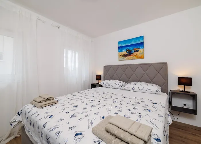Holiday home Kuca Za Odmor Ena *